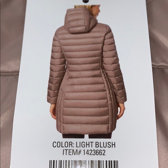 Aventure Women’s Down Jacket, Lightweight, 650 Fill Power - Picture 9 of 13